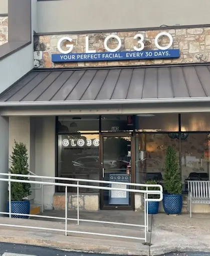 GLO30 Austin Westlake
