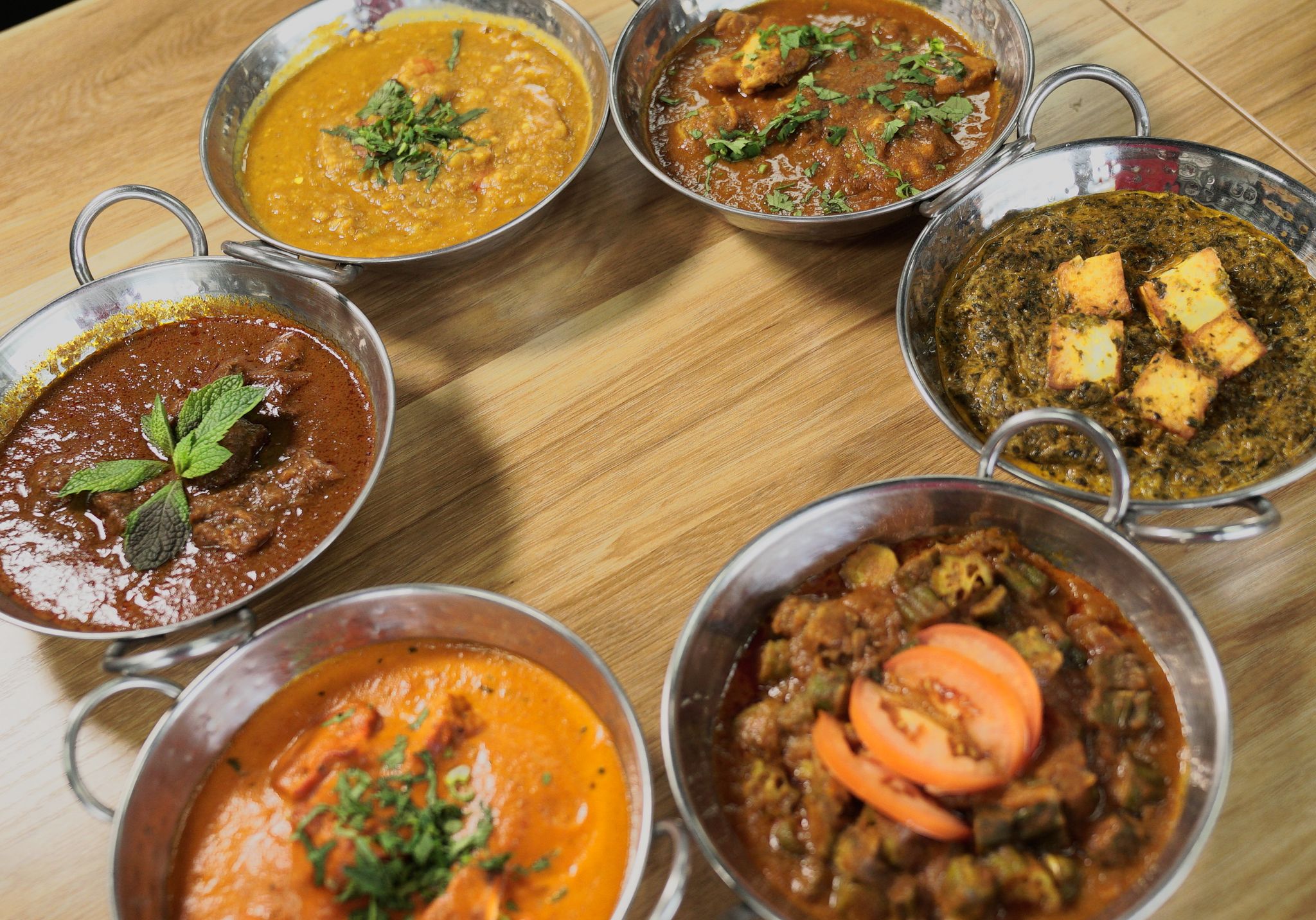 Noya Kitchen Restaurant Biryani Kabab & Curry House. Bangladeshi Indian Pakistani Halal Food
