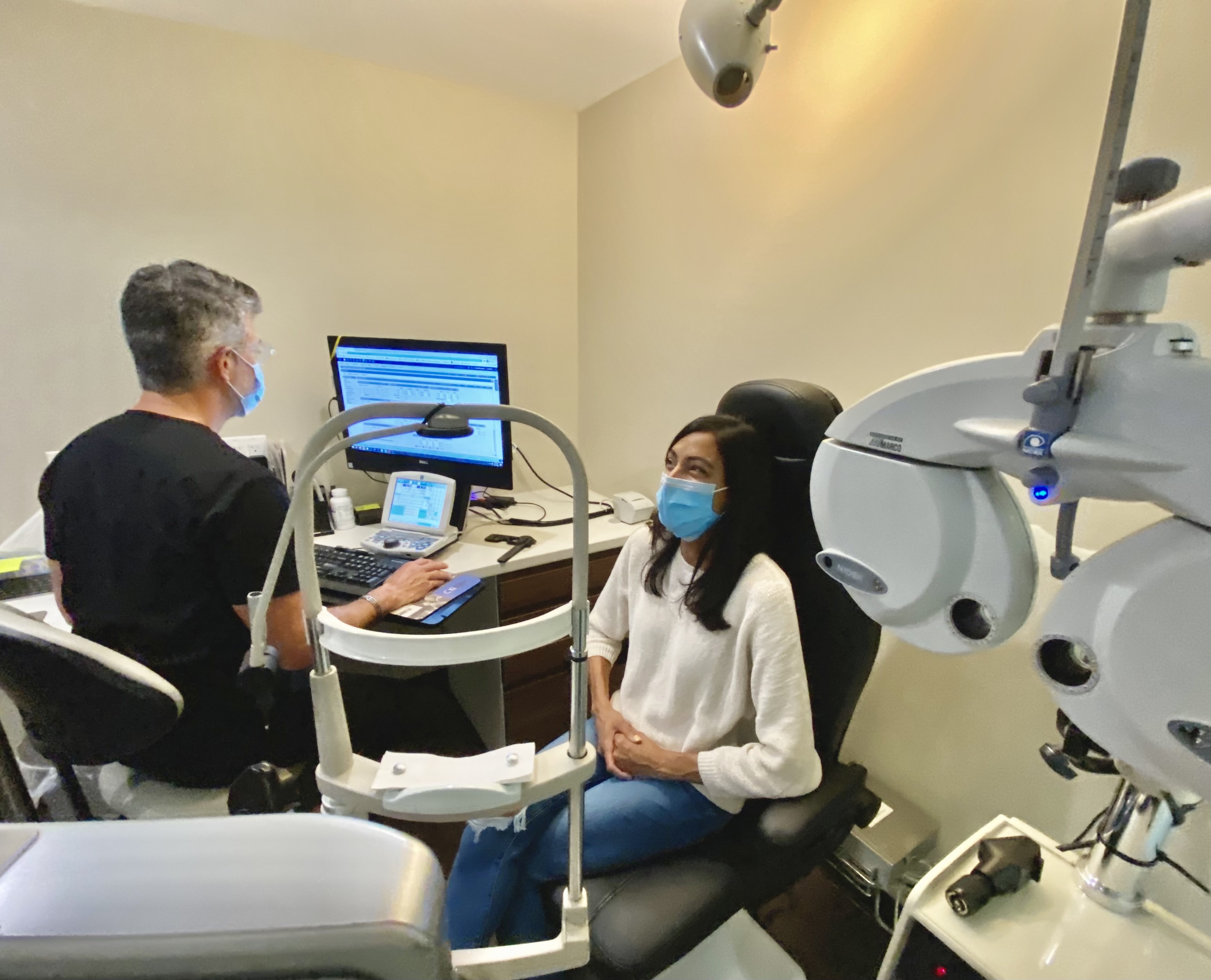 Occhiali Eyeglass, Chicago Keratoconus Institute, Dry Eye Chicago, Robert E. Lopez, OD