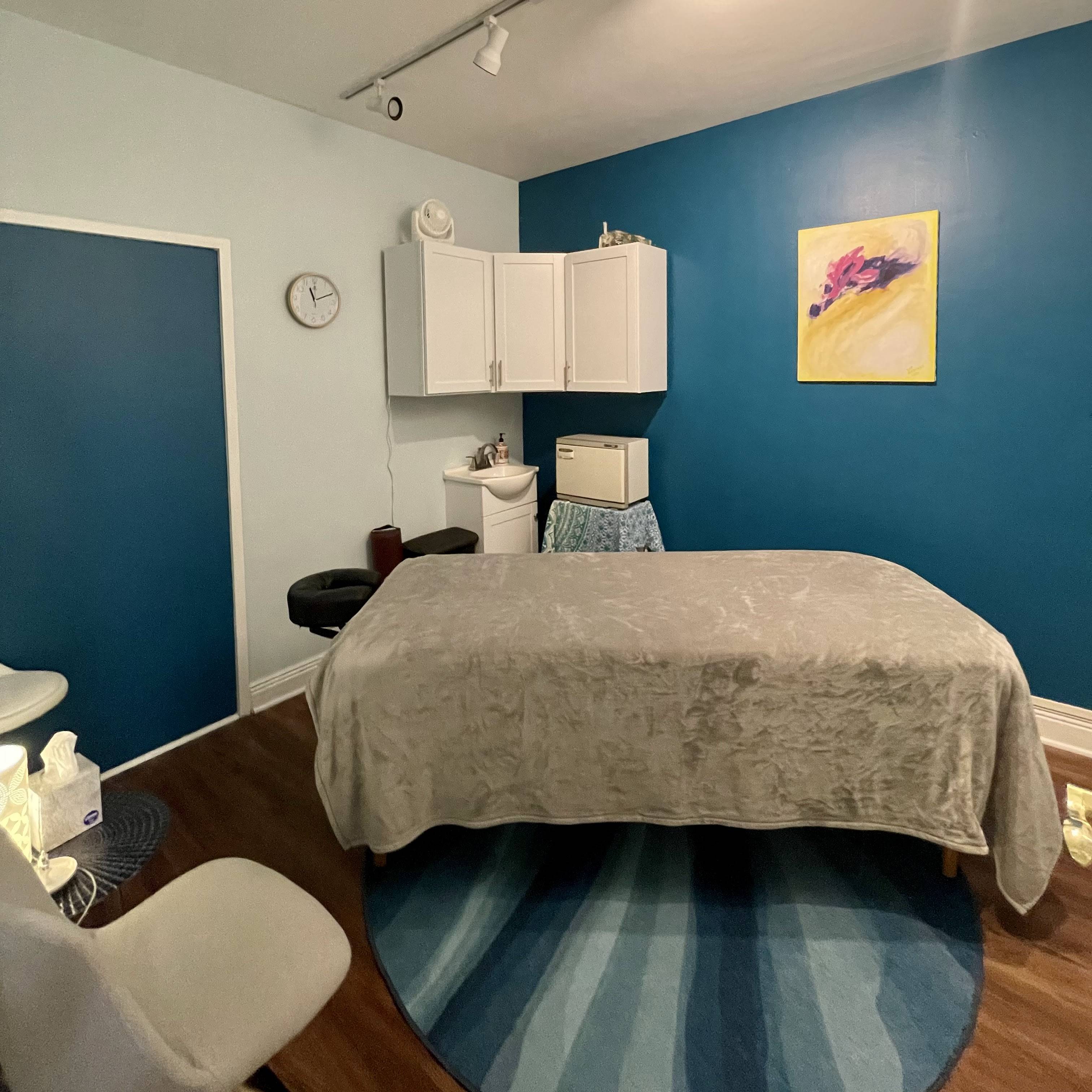 Restorative Massage Therapy Chicago- Kelsey Koehler, LMT