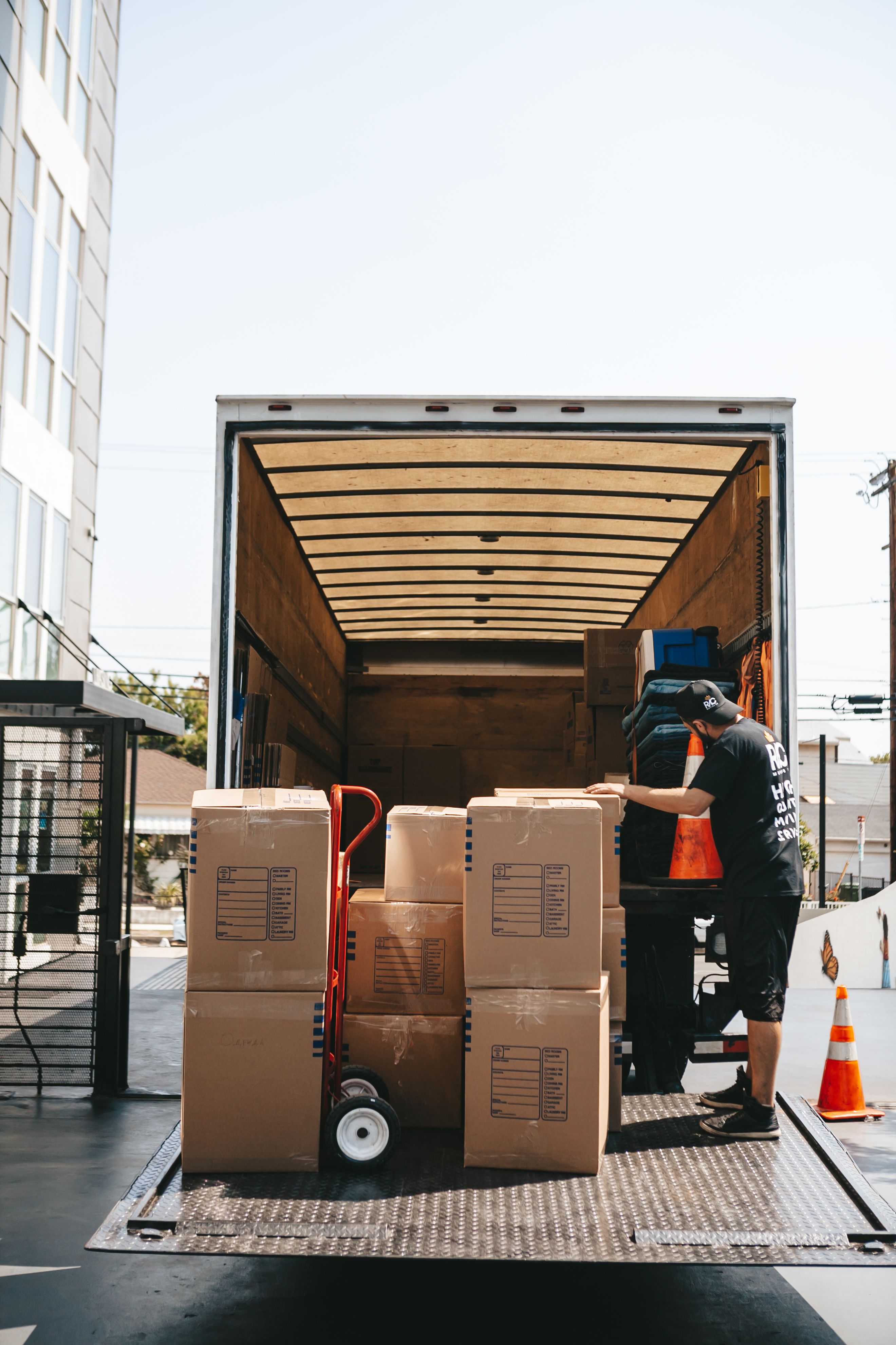 Royal Moving & Storage Hollywood