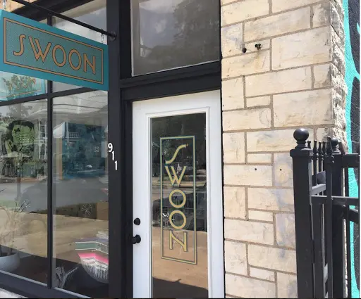 SWOON salon